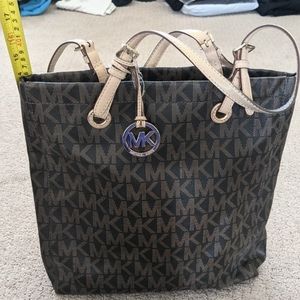 Michael Kors Tote